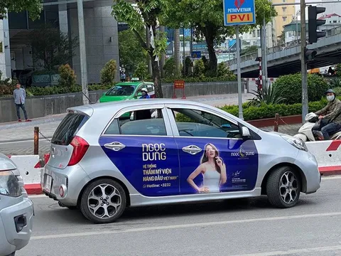 Hà Nội: Phát hiện nam tài xế tử vong trên vô lăng giữa ngã tư