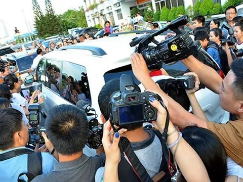 Đề xuất thi hoặc xét thăng hạng biên tập viên, phóng viên, quay phim