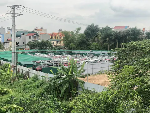 Hà Nội: Đất dự án cho thuê làm bãi đỗ xe