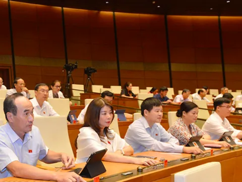 Chính thức cấm kinh doanh dịch vụ đòi nợ thuê