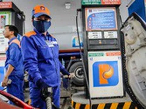 Giá xăng ngày mai tiếp tục tăng mạnh?