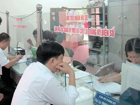 Từ 01/8, bán xe cho người ngoại tỉnh phải nộp biển số và đăng ký xe
