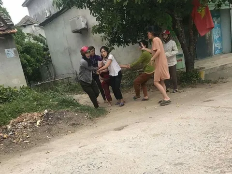 Nghệ An: Chặn đánh chủ nợ, 5 phụ nữ bị truy tố ra toà