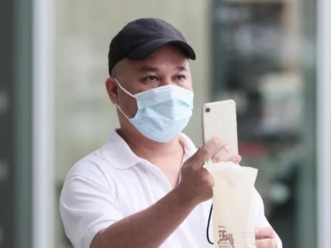 Tài xế nhốt bé gái 3 tuổi trong xe rồi khóa cửa bỏ đi, lý do và lời khai gây phẫn nộ