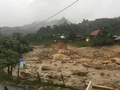 Người dân bị thiệt hại do mưa lũ lớn có thể được hoãn, xóa nợ