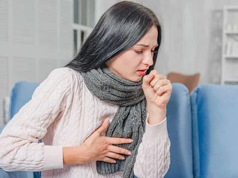 6 dấu hiệu tưởng như cảm vặt nhưng lại ngầm cảnh báo ung thư phổi đang 'trú ngụ' trong cơ thể: Điều số 2 ai cũng mắc mà phớt lờ