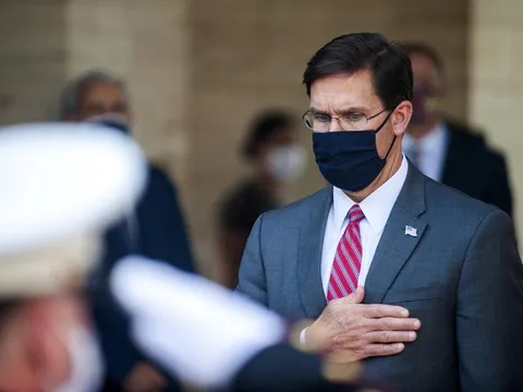 Cựu BTQP Esper: Bị sa thải vì 'dám đối đầu' với ông Trump, ra đi vẫn canh cánh nỗi lo về người kế nhiệm