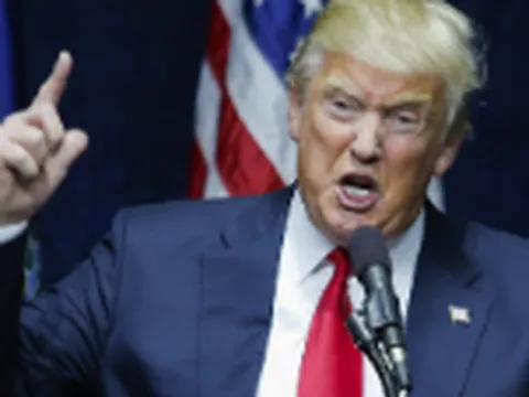 Ông Trump 'nổ phát súng đầu tiên' về gian lận bầu cử: 2,7 triệu phiếu bầu cho Trump bị xóa?