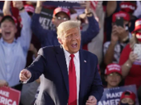 Kịch tính ở Michigan: Xác nhận kết quả bị chặn, ông Trump vừa phấn khích hô "đổi màu" bang thì lại thông qua