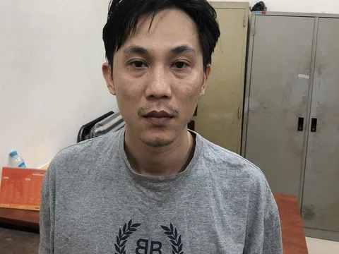 TP.HCM: Đòi quan hệ tình dục đồng tính không được, nam thanh niên dùng dao đâm trúng cổ bạn tình