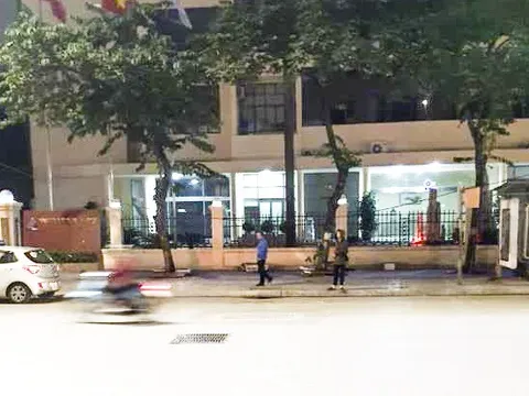 Công an điều tra nguyên nhân cái chết của người đàn ông 70 tuổi nằm giữa phố Hà Nội