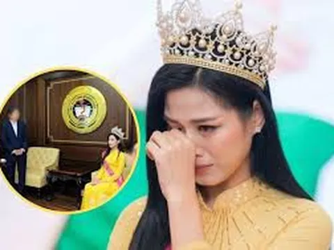 Đỗ Thị Hà bị chê 'kém tinh tế' ngồi lúc hiệu trưởng đứng: Dư luận khắt khe, ê-kíp cần cẩn trọng!