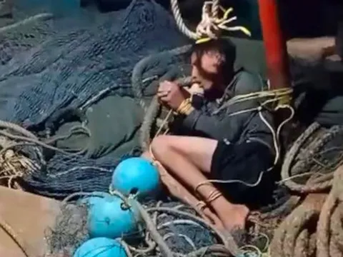 Điều tra vụ thuyền trưởng đánh, dùng mã tấu chém 4 ngư phủ rồi xô xuống vùng biển Malaysia