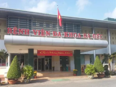 Thêm 1 ca dương tính với Covid-19, là người phụ nữ đi chung xe với BN 1440