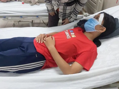 Vụ nữ sinh lớp 7 bị hành hung sau va chạm xe: Người đàn ông bị xử phạt 2,5 triệu đồng