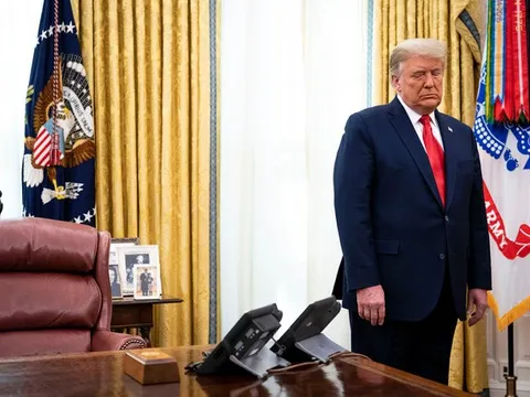 Đi vào lịch sử trái mong muốn, Tổng thổng Trump có thể bị chặn đường trở lại Nhà Trắng