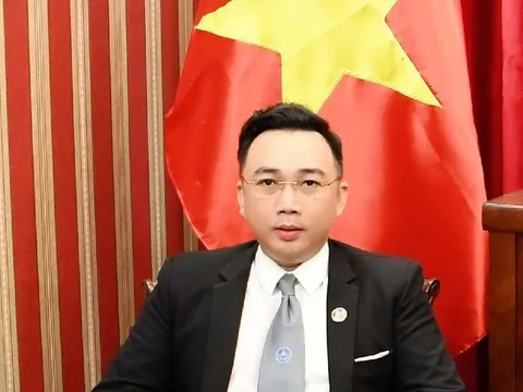 Luật sư kiến nghị khởi tố vụ doạ 'chẻ' PV làm đôi