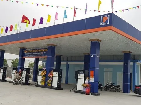 Vụ doạ 'chẻ' đôi PV: Sẽ cưỡng chế cây xăng không phép Thượng Huế