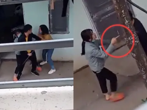 Đánh ghen gay gắt cuối năm: Con gái vừa chỉ mặt nặng lời vừa giữ chặt bố để mẹ xông vào xử lý 'tiểu tam'