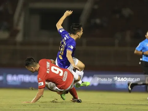 'CLB TPHCM phạt nặng Hoàng Thịnh, không cổ xúy bóng đá xấu xí'