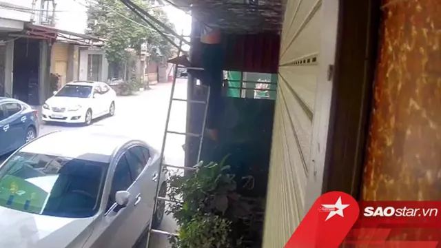 Clip: Người đàn ông toàn thân bỗng cứng đờ khi sửa điện, diễn biến sau đó khiến tất cả 'đứng tim'