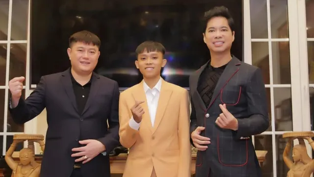 Liên tục bị chê bai giọng hát, Hồ Văn Cường vẫn có trong tay loạt thành tích khủng chỉ trong vài tháng