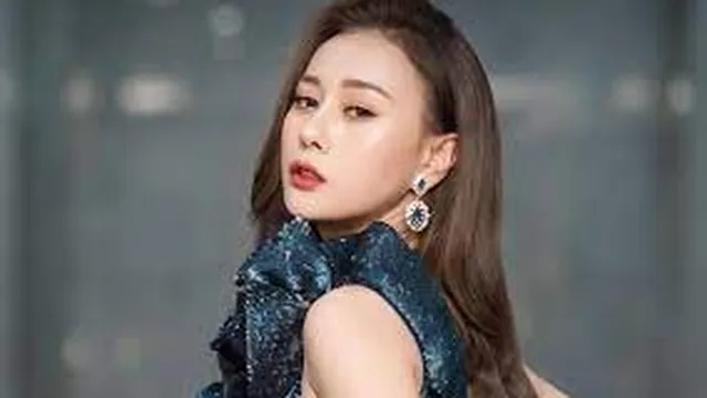 Từng tuyên bố chơi với thị phi, Phương Oanh giờ đây lại chọn cách im lặng sau ồn ào chuyện tình cảm