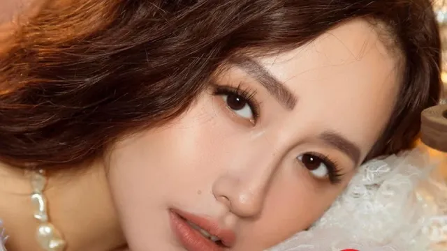 Sau tin đồn bí mật sinh con, Mai Phương Thúy tiết lộ đang trong giai đoạn tu luyện, tinh thần bất ổn