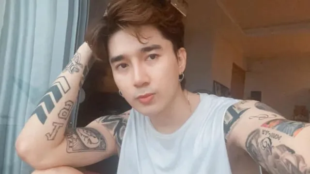 Bị gọi tên giữa tin đồn bị bắt vì sử dụng chất cấm, ca sĩ Chi Dân sẽ livestream làm rõ?
