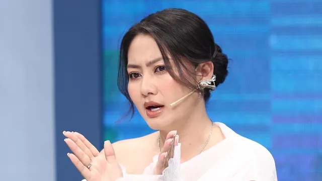 Bị mỉa mai còn nợ ngành bảo hiểm lời xin lỗi, diễn viên Ngọc Lan đòi 'ba mặt một lời' với khán giả
