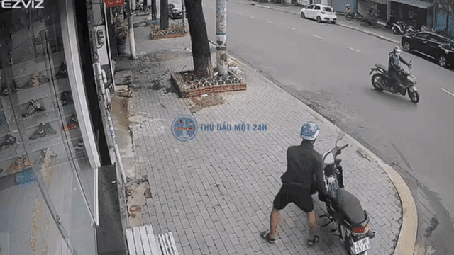 Sắp bị bẻ được khóa xe máy, tên trộm phải 'quay xe' bỏ chạy vì điều này