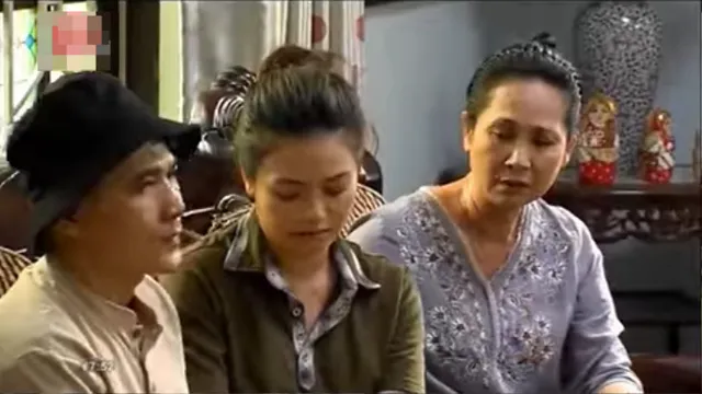 Gia Đình Mình Vui Bất Thình Lình: Lộ ảnh Phương về chăm sóc khi Công bệnh nặng