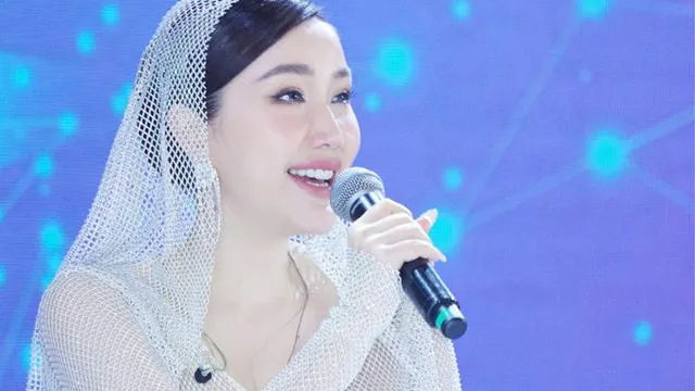 Ca khúc của Bảo Thy được ca sĩ nước ngoài 'bê nguyên xi' hát lại