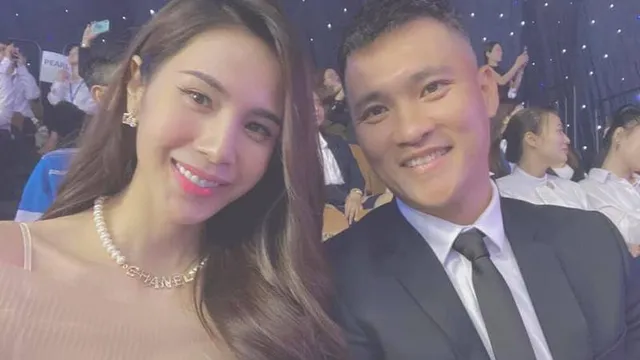 Thủy Tiên tỏ rõ thái độ chuyện bị gọi nhầm tên là 'Công Viên Thuỷ Tinh' tại toà