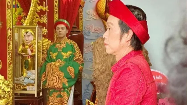 NS Hoài Linh hiếm hoi lộ diện, diện mạo gây chú ý