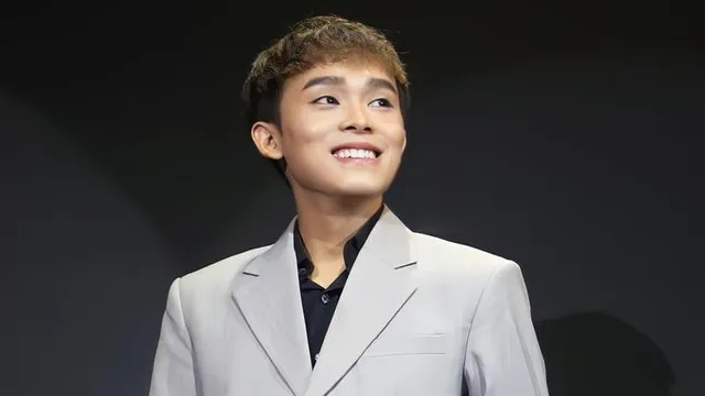 Hồ Văn Cường nhận 'tin vui' mùa Trung thu: Xứng danh ca sĩ triệu view!