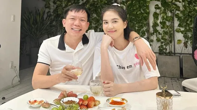 Bạn trai tin đồn Ngọc Trinh có động thái gây chú ý sau khi nữ người mẫu về nhà