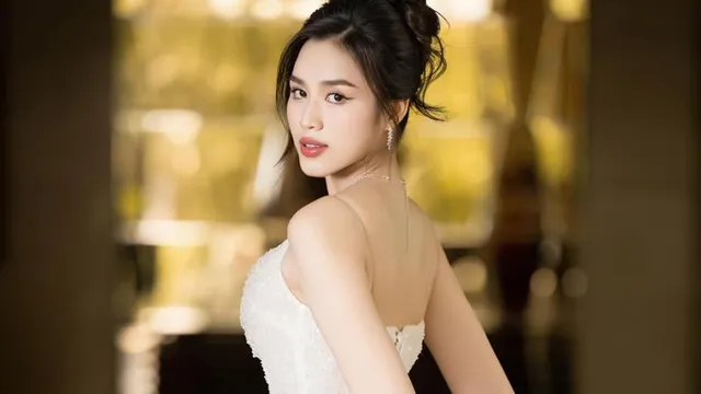 Hoa hậu Đỗ Thị Hà nói gì trước thông tin sắp làm dâu nhà hào môn?