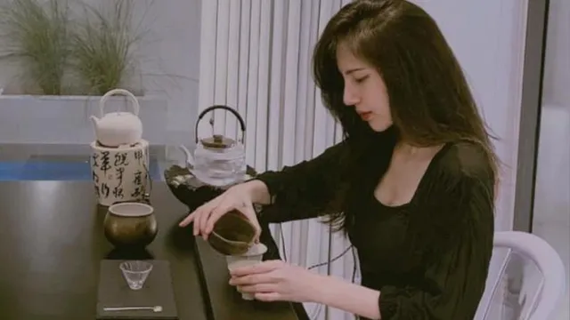Thủy Tiên đề nghị một điều với antifan khi bị mỉa mai chuyện từ thiện