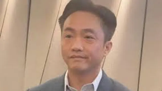 Cường Đô la già đi trông thấy