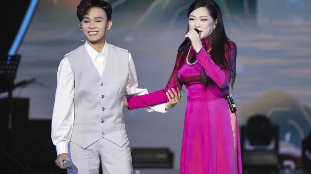 Như Quỳnh nhận xét về Hồ Văn Cường: 'Càng hát càng hay'