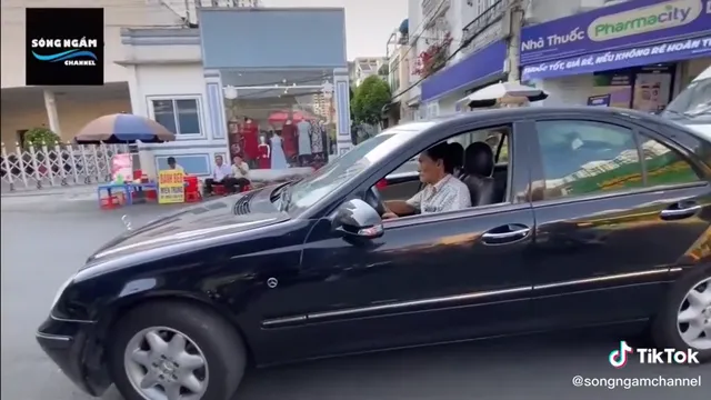 Clip: Vừa khỏe lại sau cơn đột quỵ, nghệ sĩ Thương Tín tự lái xe từ Sài Gòn về Phan Rang