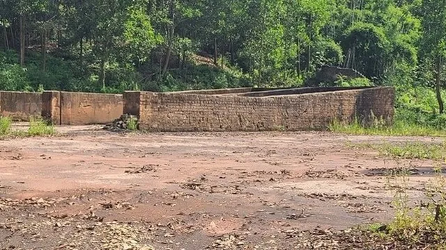 Đồng Hỷ: Đất nghĩa trang thành khu tuyển quặng - Quýt làm, cam chịu?